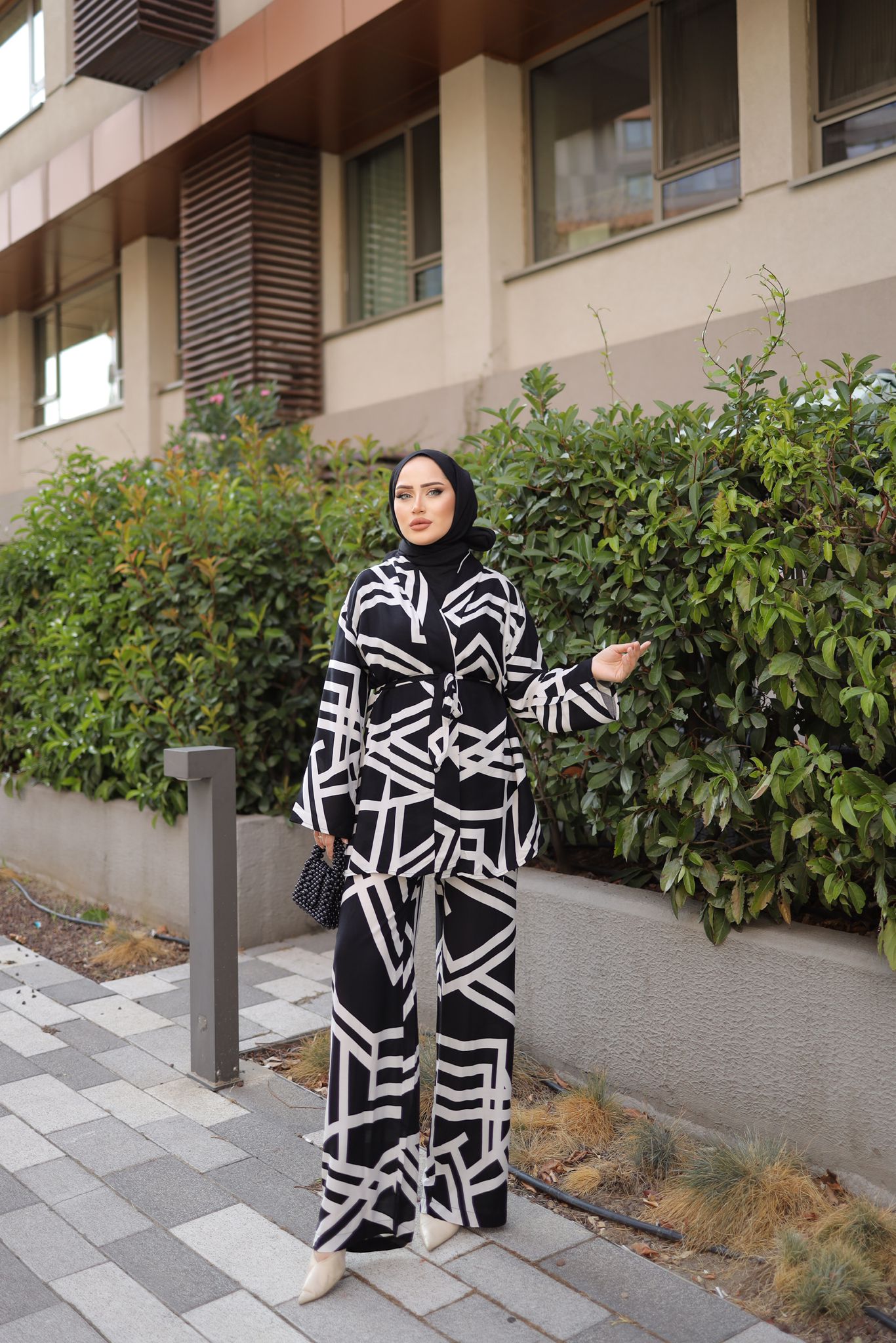 Siyah%20Zebra%20Desen%20Kimono%20Takım%20