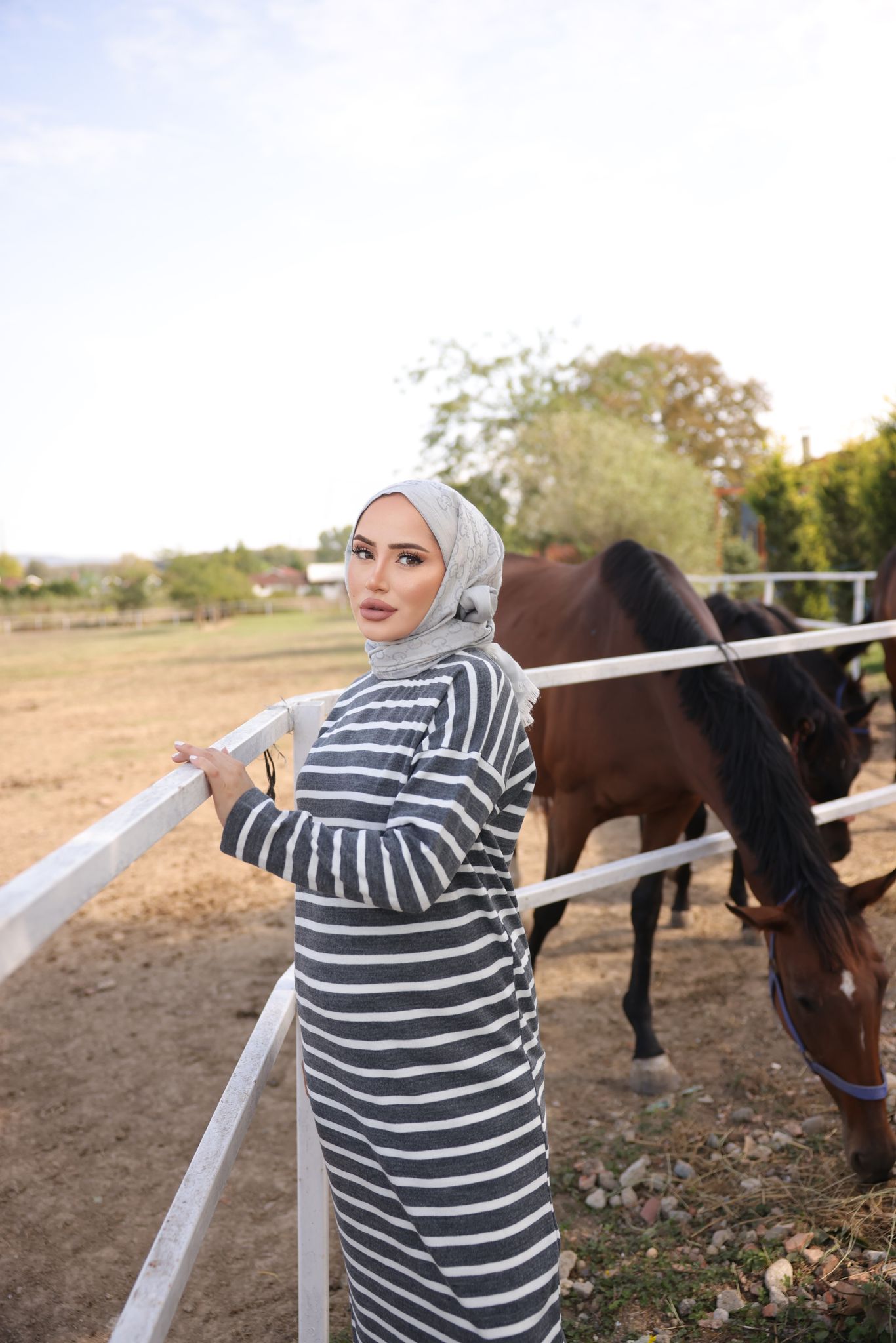 Siyah%20Çizgili%20Triko%20Elbise 1021